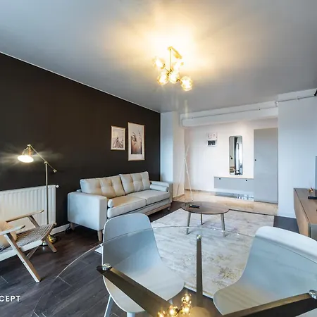Apartment Spacious 806